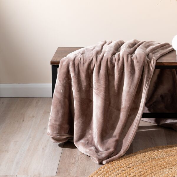 Brand Lab Extra Large Plush Fleece Blanket Thumbnail